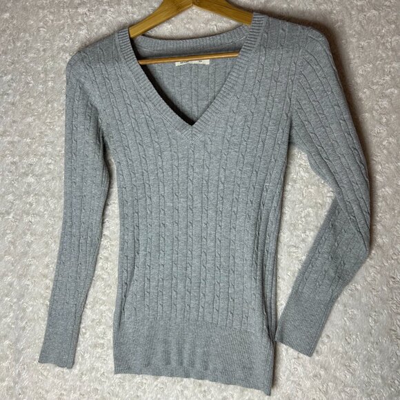 Grey Old Navy Knit Sweater/Shirt V-neck Women’s Size Extra Small (XS)‎ - Picture 5 of 5
